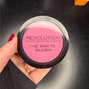 Revolution Matte Blush - Vibrant Pink